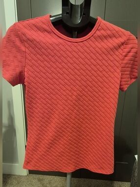 J. McLaughlin Coral Textured Knit Top Short Sleeve Stretch Size S
